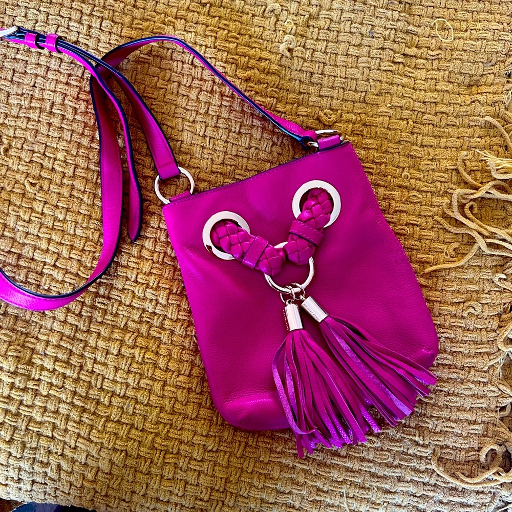 Michael Kors Small Messenger